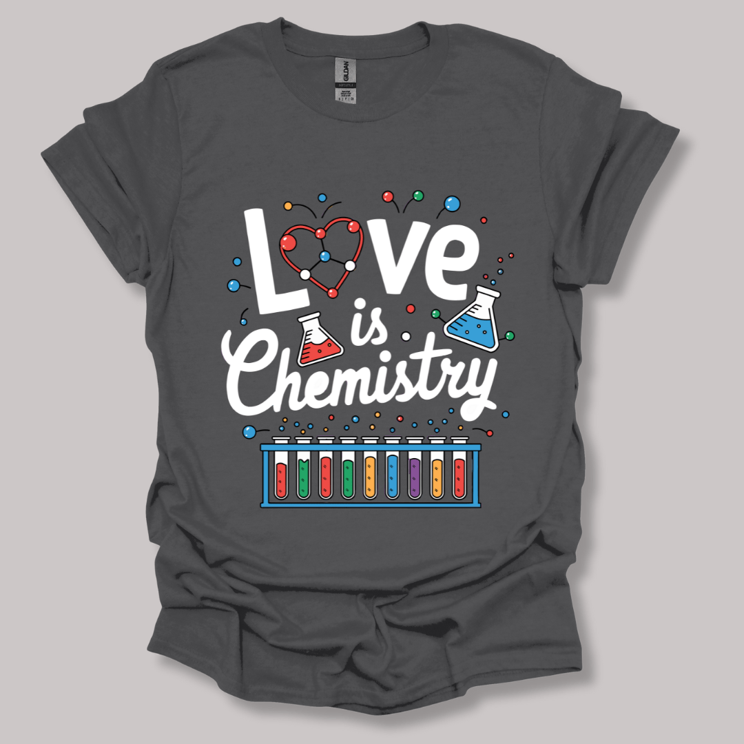 Love Is Chemistry T-shirt Charcoal / S