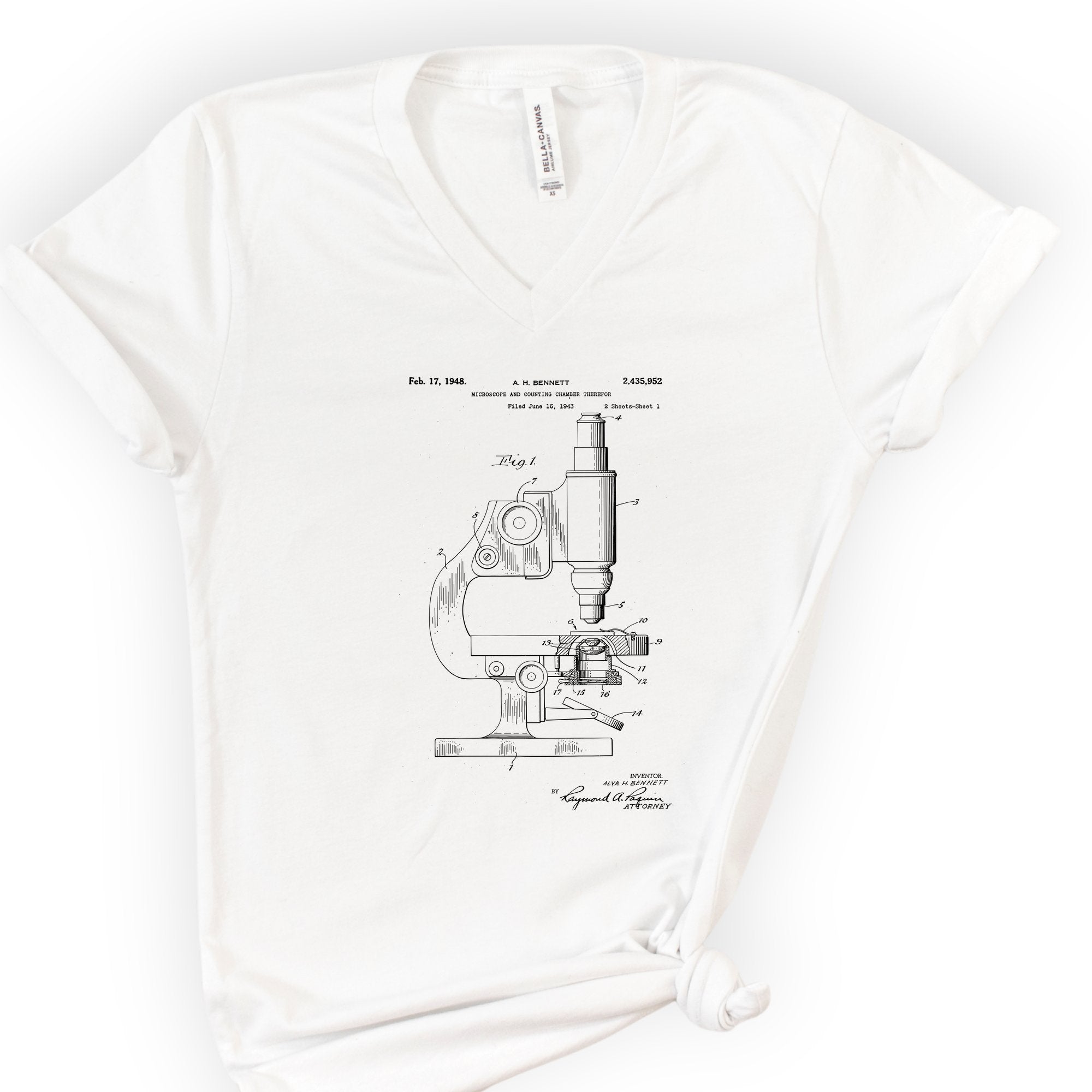 Microscope Patent v-neck t-shirt — White