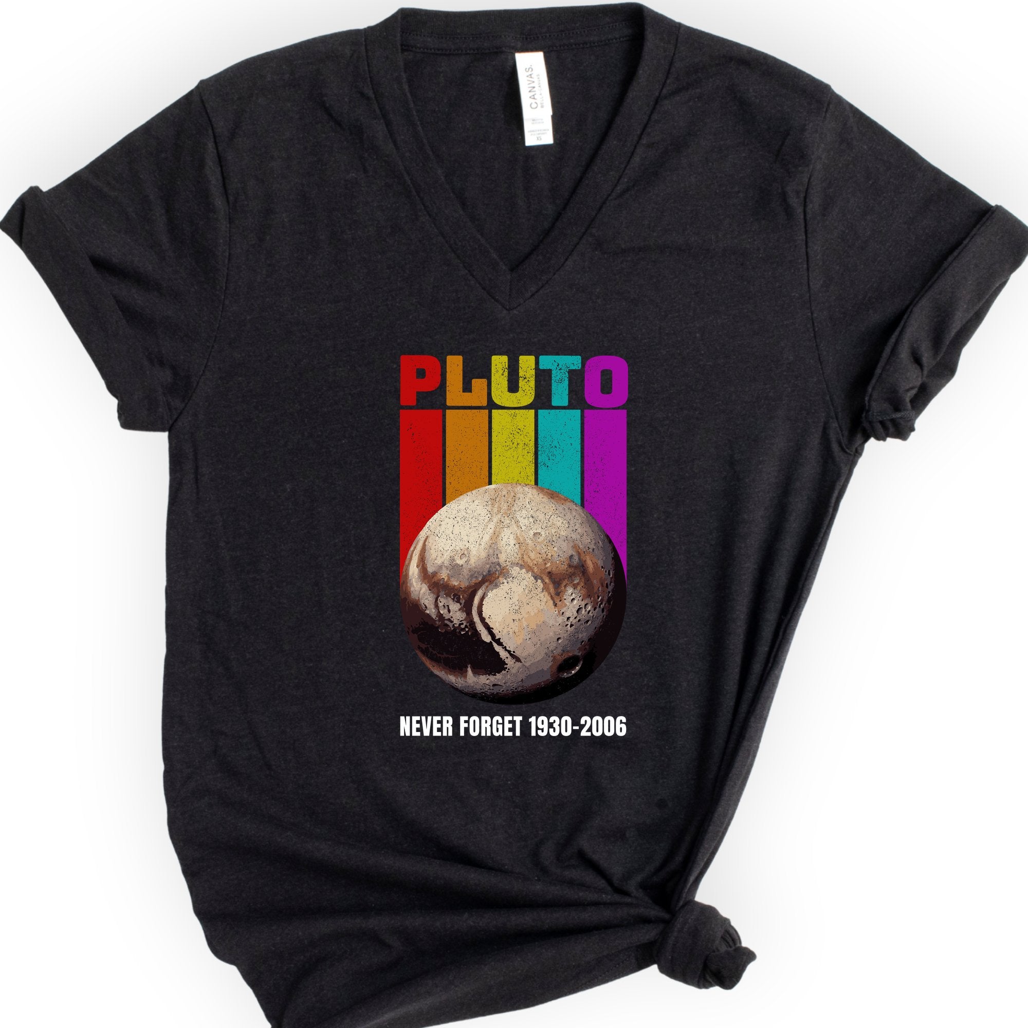 Pluto Never Forget v-neck t-shirt — Black