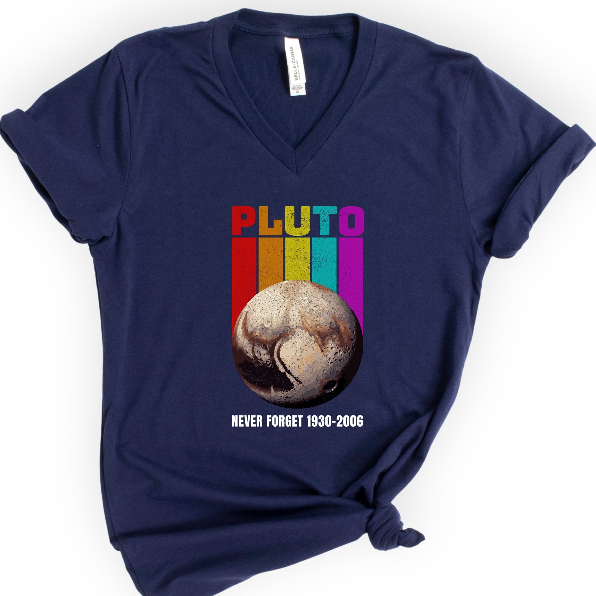 Pluto Never Forget v-neck t-shirt — Navy